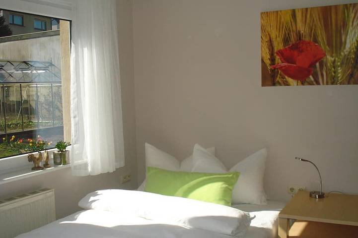 Ferienwohnung für 3 Personen, mit Garten in Ellenz-Poltersdorf - 4