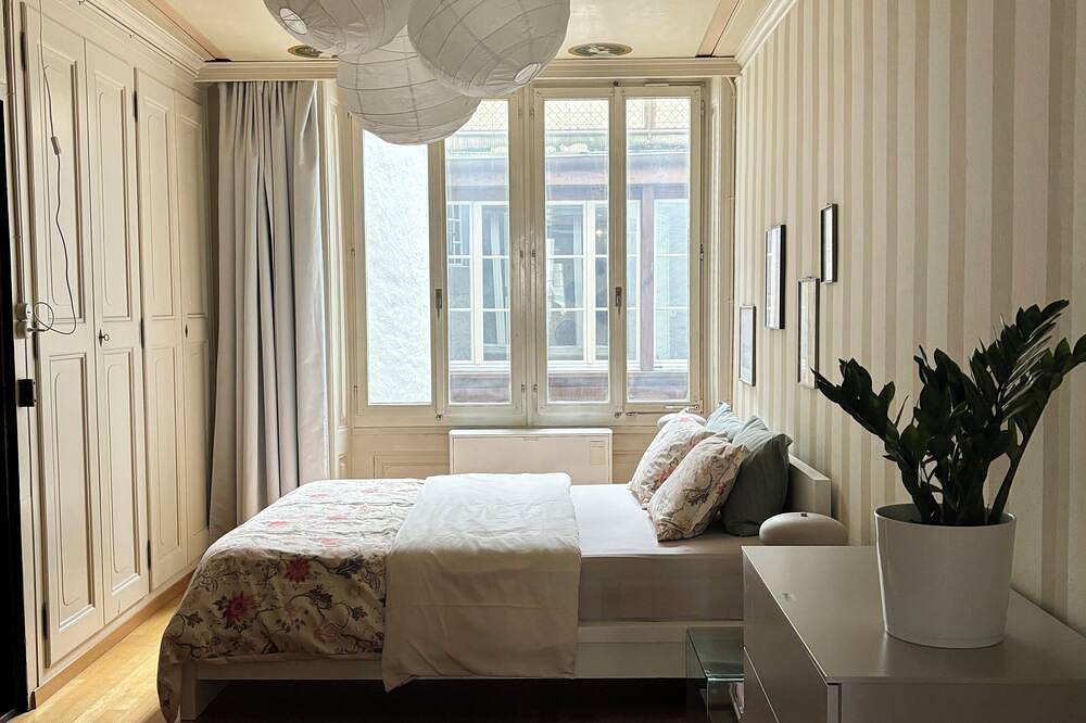 Apartamento entero, Centro de la ciudad vieja de Berna, a pocos pasos de las principales atracciones de la ciudad in Berna, Oberland (Berna)