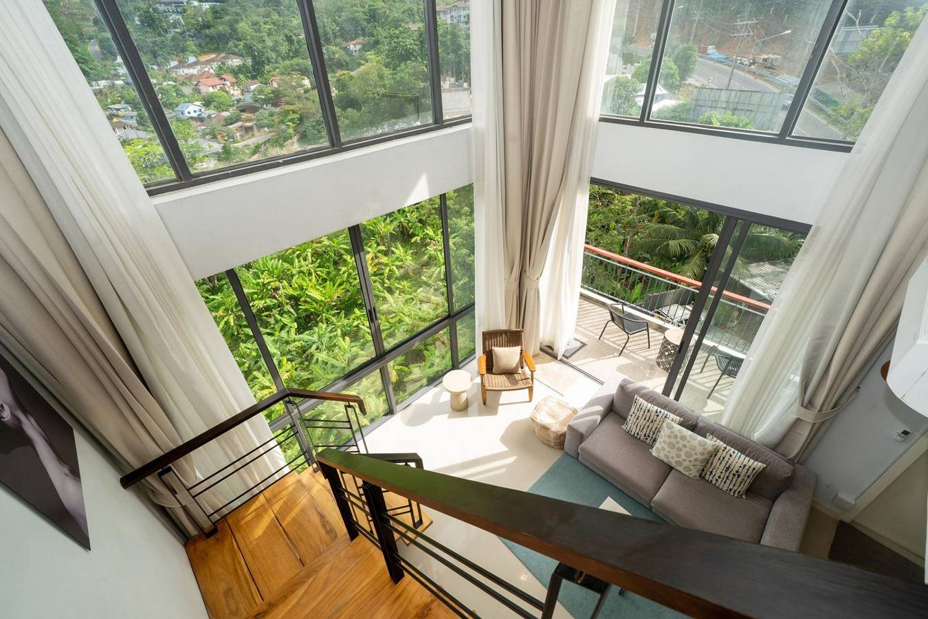 Ganze Wohnung, Ferienwohnung für 7 Personen mit Balkon in Kamala Beach, Kamala