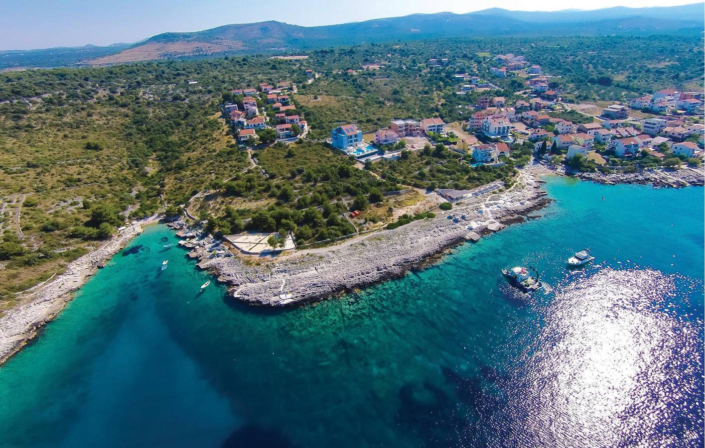 Apartamento vacacional entero, Apartamento de vacaciones para 2 personas con terraza in Rogoznica, Condado de Šibenik-Knin