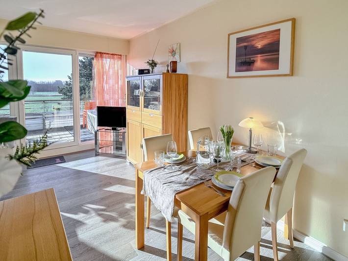 Ferienwohnung für 2 Personen, mit Balkon und Ausblick in Schillig - 2