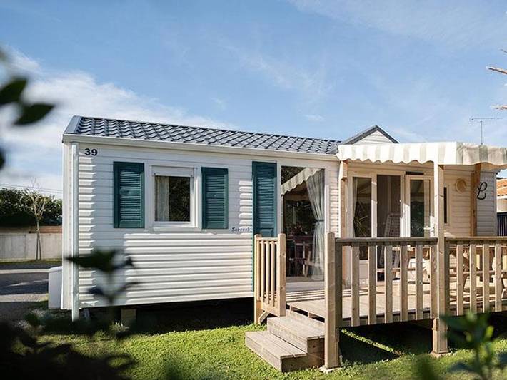 Camping Les Flots-Atlantique - Mobilheim 4 personen - Confort 2 - 30m² in Saint-Pierre-d'Oléron, Côte de Beauté