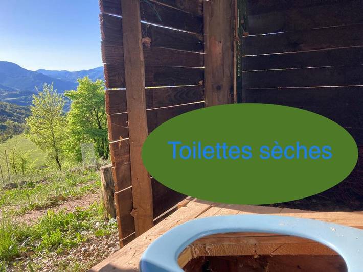 Camping pour 3 personnes, avec vue et jardin à Castellane - 2