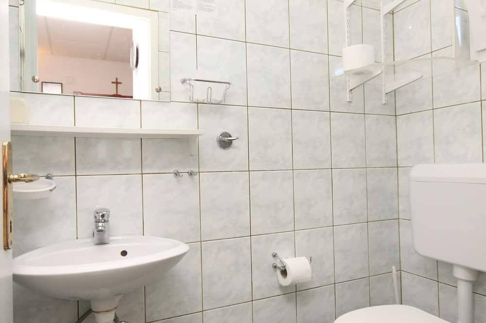 Apartamento entero, Apartamento-estudio con terraza y vista al mar Preko, Ugljan in Preko, Isla de Ugljan