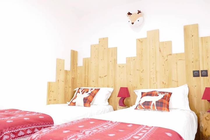 Apartamento entero, Apartamento de 300m2– Sauna, barbacoa, terraza soleada, balneoterapia in Mont-de-Lans, Les Deux Alpes