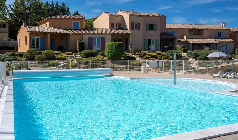 Chalet para 4 personas, con jardín además de vistas y piscina, Se admiten mascotas - 1