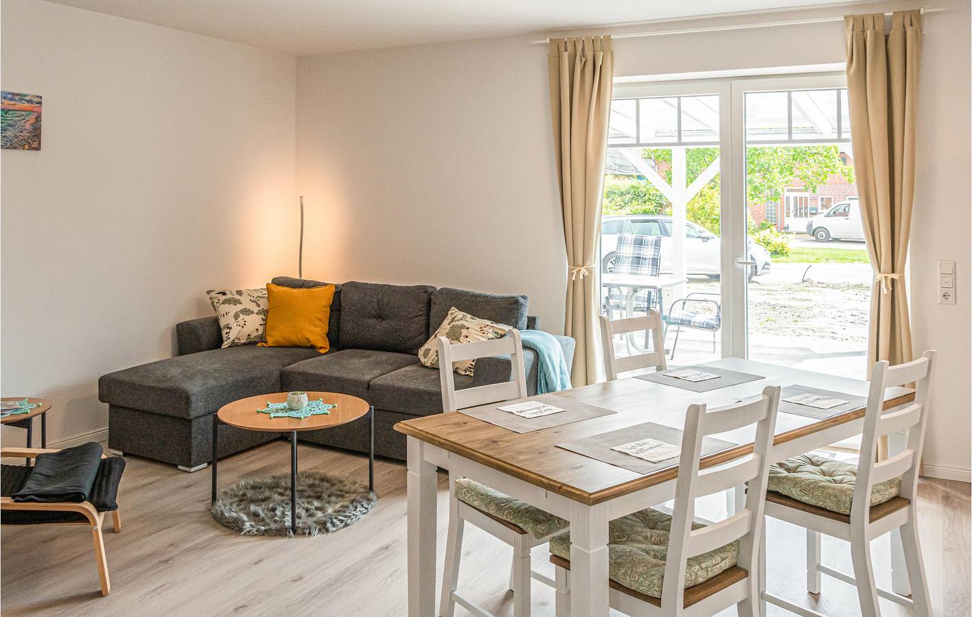 Rückzugsort am Strand mit Parkplatz und Terrasse in Süderstapel, Eider-Treene-Sorge