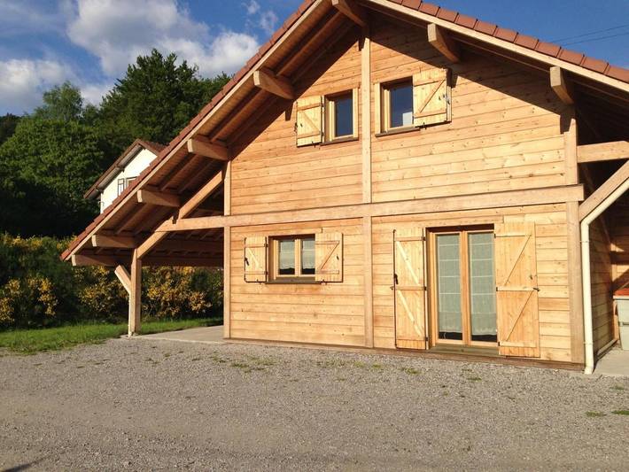 Chalet pour 6 personnes, avec Terrasse ainsi que Jardin et Vue