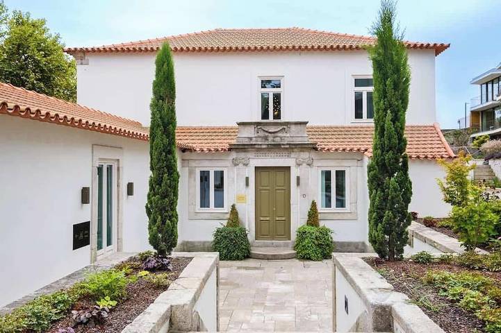 Maison d’hôte pour 14 personnes, avec piscine et jardin à Porto