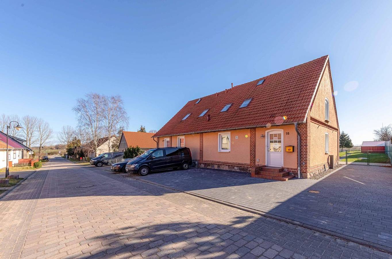Ferienhaus „Wiesenglück“ in Penkow mit überdachter Terrasse und Garten in Penkow, Fleesensee