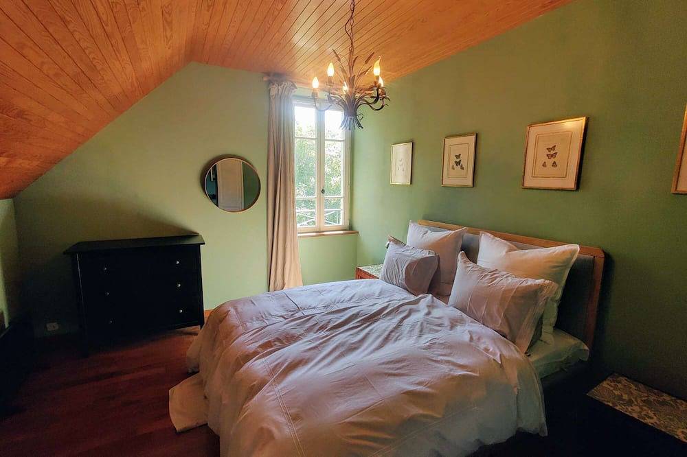 Ganze Wohnung, Bellevuebretagne - Ferienwohnung mit Meerblick in Saint-Jean-du-Doigt, Ceinture Dorée