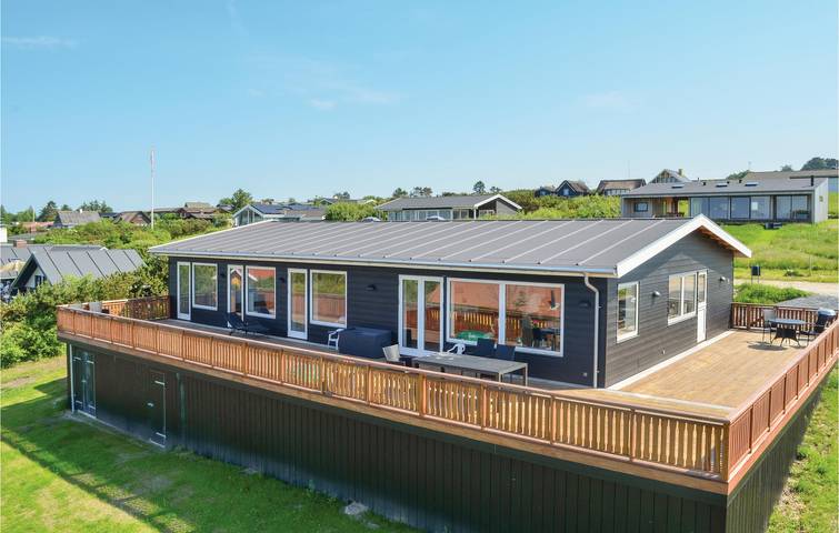 Ferienhaus für 8 Personen, mit Sauna und Terrasse sowie Whirlpool