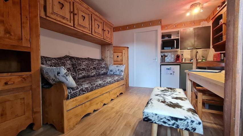 Gîte pour 4 personnes, avec terrasse ainsi que vue et jardin dans Cinema Le Rex Villard De Lans