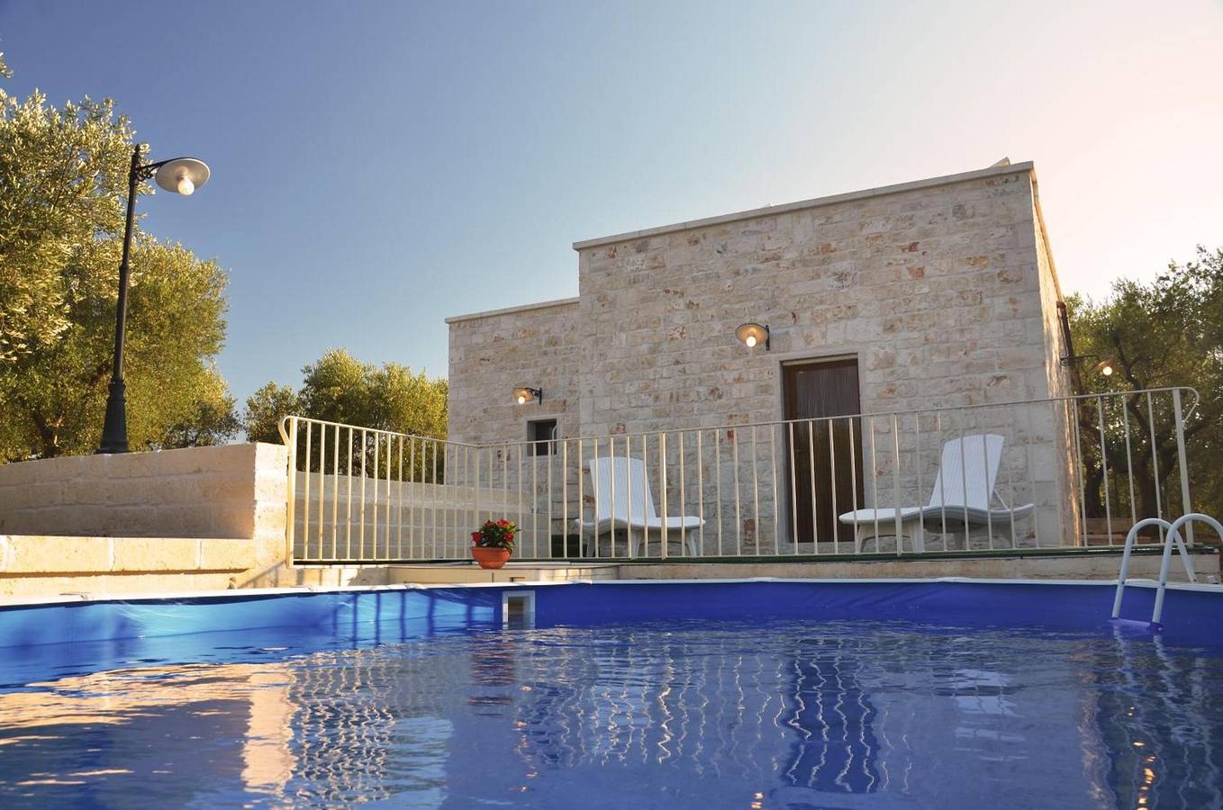 Appartamento intero, Appartamento 'Lamia Pieranna' con Piscina Privata, Wi-Fi e Aria Condizionata in Cisternino, Salento