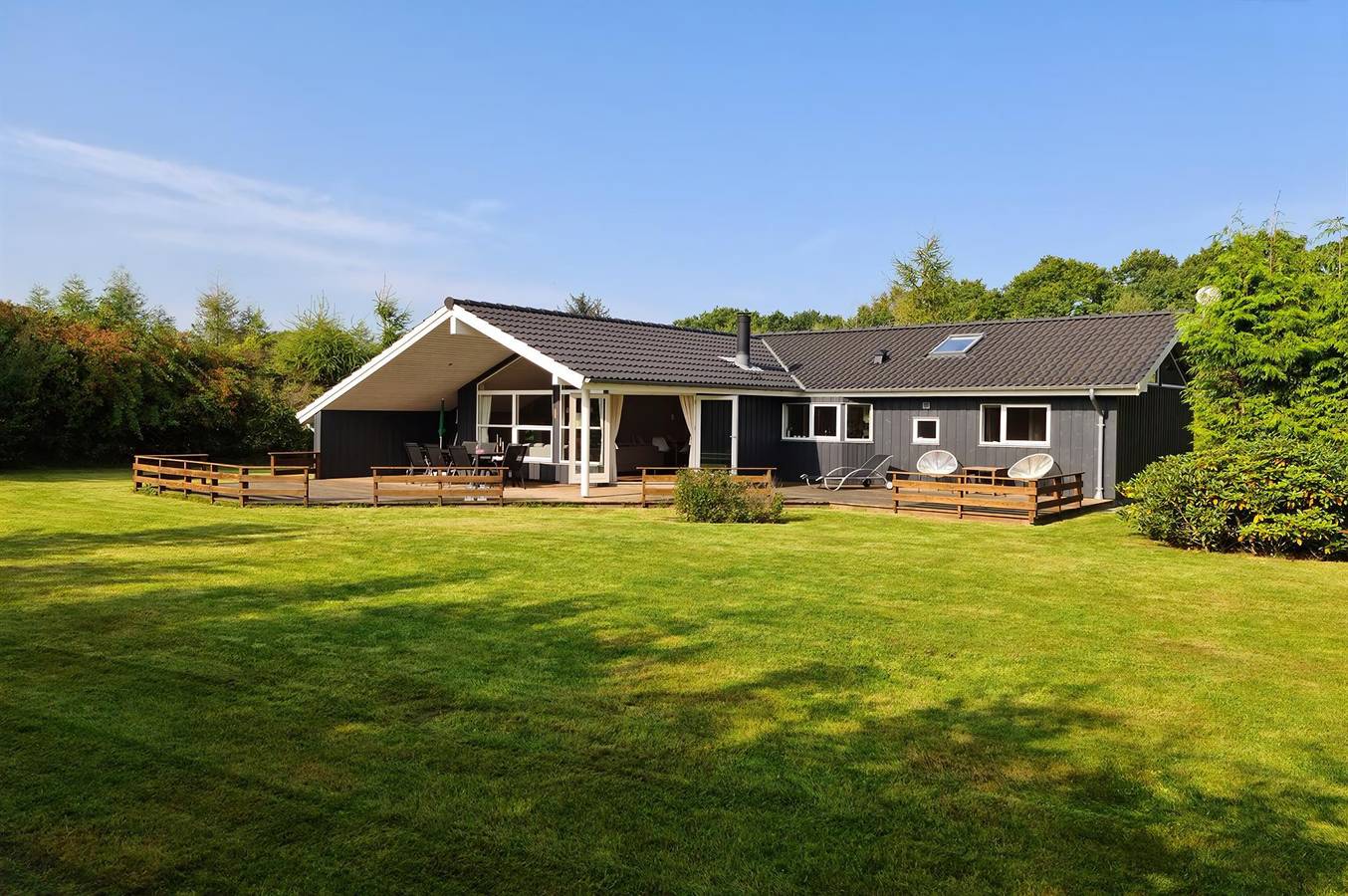 Home in Glesborg with sauna in Fjellerup Strand, Djursland