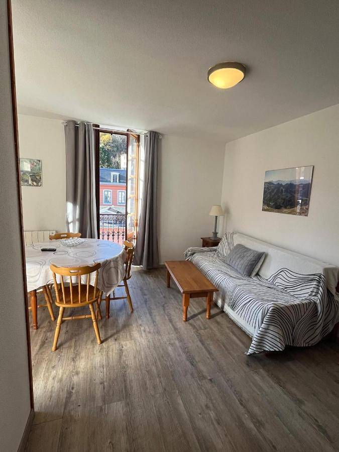 Gîte pour 4 personnes, avec Balcon et Vue dans Thermes Le Modele Le Teich