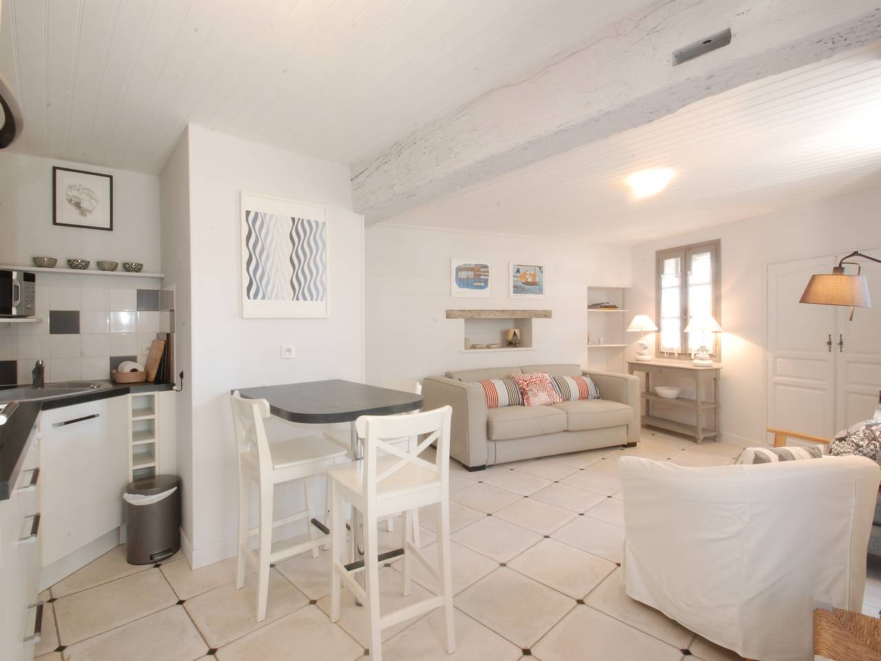 Ganze Wohnung, Charmante Wohnung im Dorfzentrum in Saint-Martin-de-Ré, Ile de Re