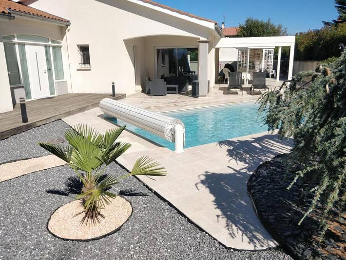 Chambre d’hôte pour 2 personnes, avec Terrasse ainsi que Jardin et Piscine