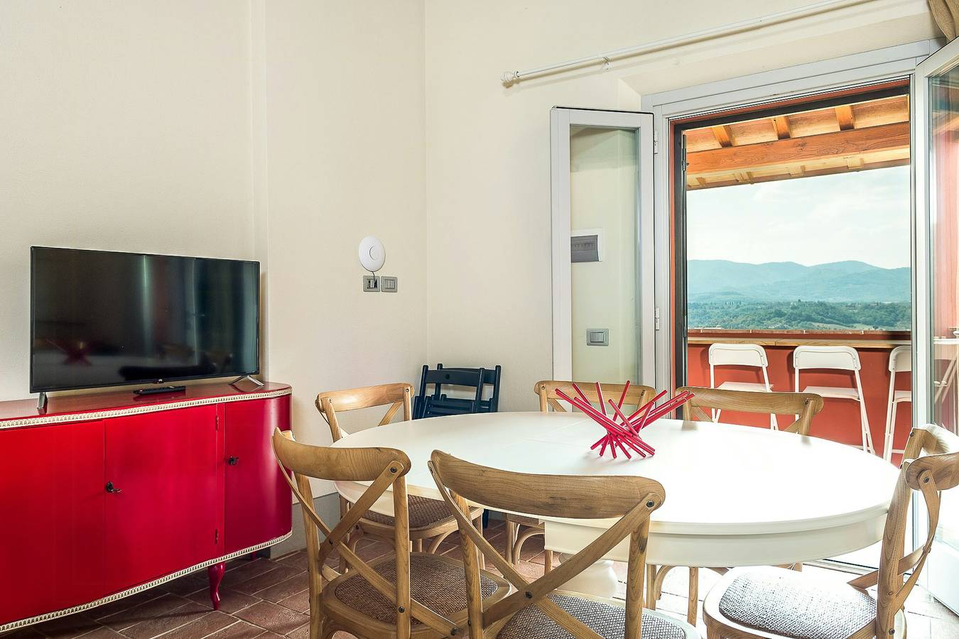 Ganze Wohnung, Wohnung mit Pool und Blick auf das Valdarno in Reggello, Valdarno