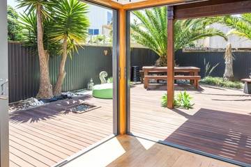 Holiday Home for 8 People in Whangamata, Waikato, Photo 2