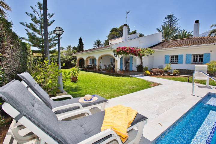 Chalet para 8 personas, con jardín y terraza en Les Rotes