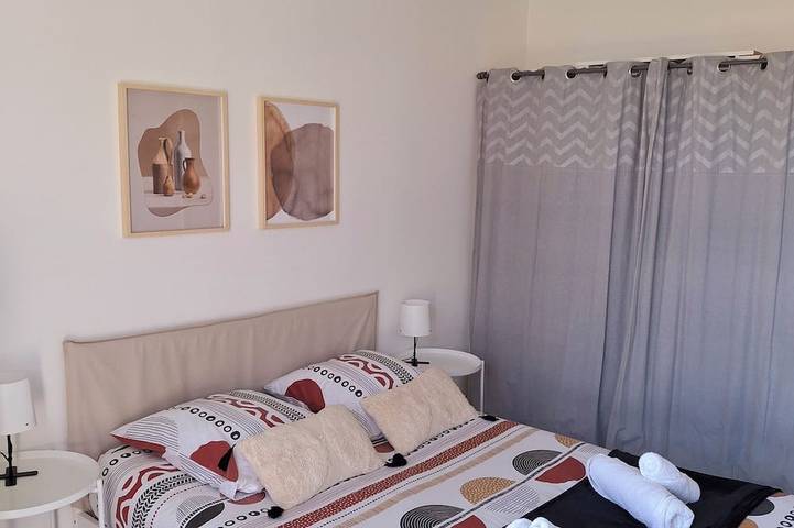 Ganze Wohnung, Apartment • Paris - La Plaine - Stade de France (sleeps 6+baby bed+parking) in Saint-Denis, Seine-Saint-Denis