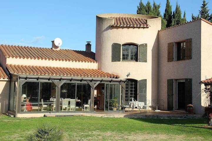 Villa pour 8 personnes, avec balcon à Saint-Cyprien