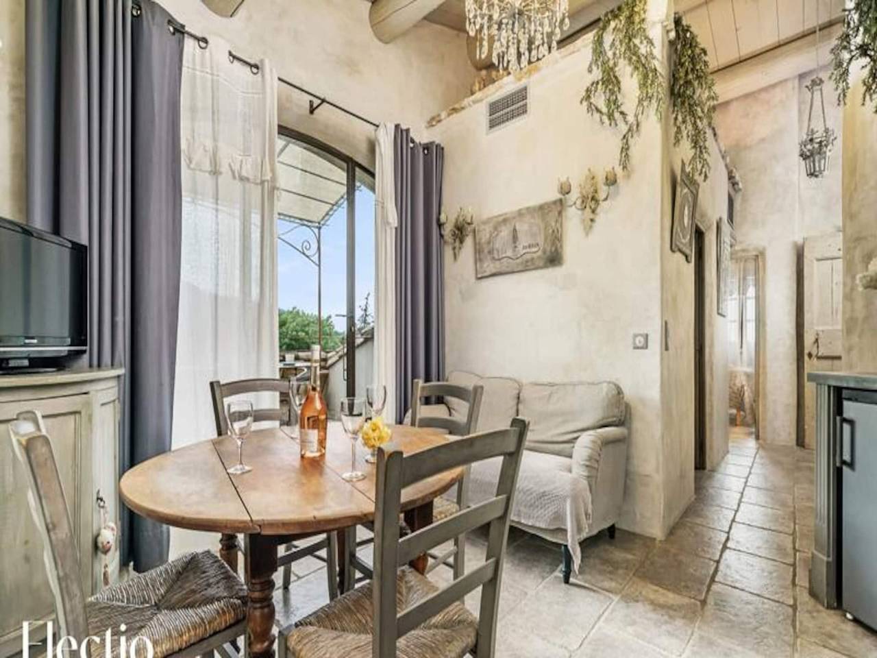 Apartamento entero, Apartamentos para 4 personas in Oppède, Parque natural regional del Luberon