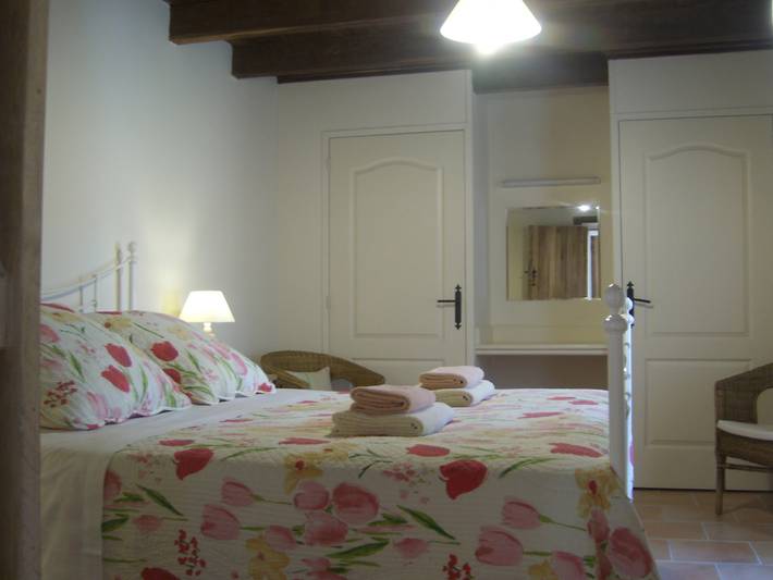 Gîte pour 7 personnes, avec Piscine à Pillac - 4