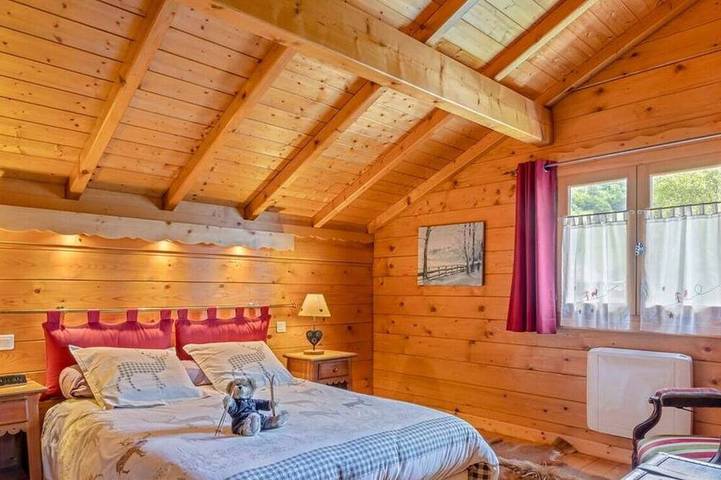 Gîte pour 5 personnes, avec jardin à Marlens - 2