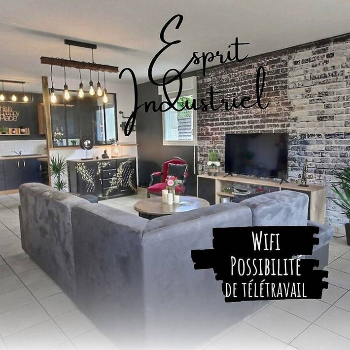 Gîte pour 5 personnes, avec terrasse et jardin, animaux acceptés