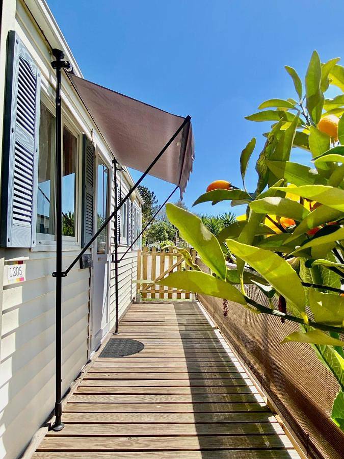 Bungalow with Garden View in Leiria District