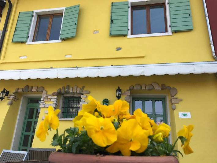 B&b per 6 persone, con Terrazza e Giardino nonché Piscina per bambini e Piscina a Cavaion Veronese