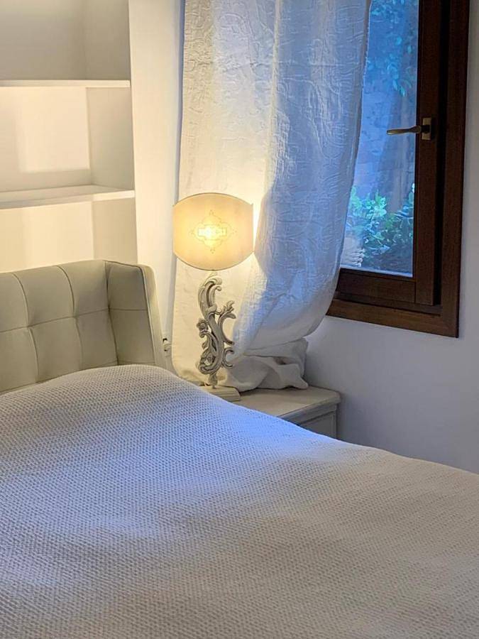 Gîte pour 4 personnes, avec terrasse dans Basilica Of San Pietro Di Castello - 3