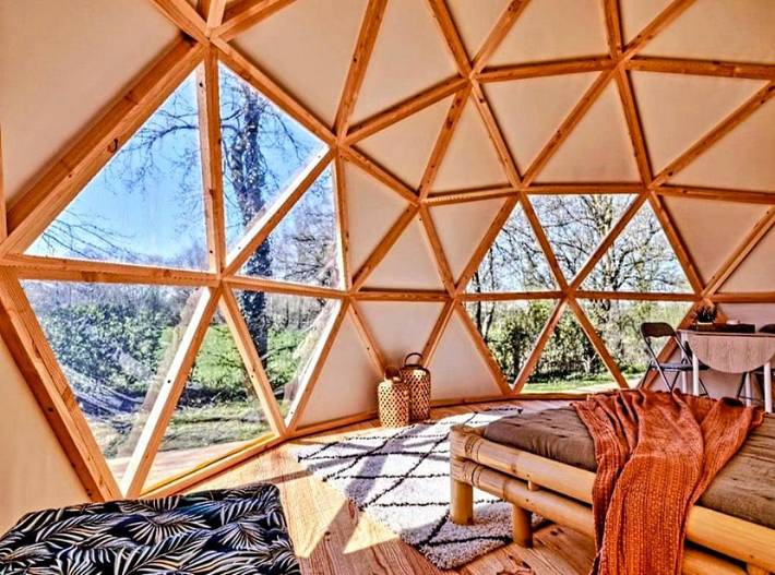 Gîte pour 4 personnes, avec jacuzzi ainsi que terrasse et jardin à Aizenay