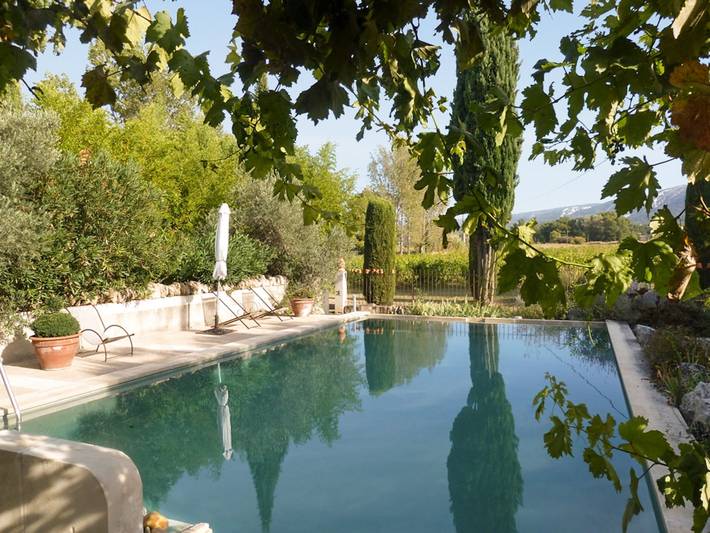 Gîte pour 4 personnes, avec jardin et piscine, animaux acceptés à Oppède - 4