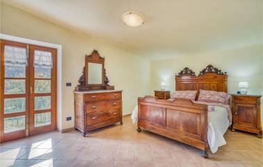 Casa Vacanza per 9 Persone in Varese Ligure, Provincia di La Spezia, Foto 4