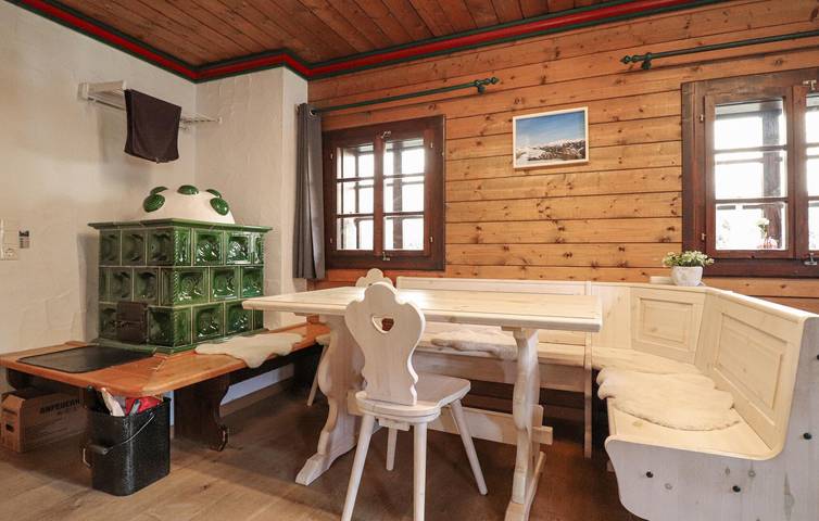 Gemütlicher Skiurlaub: Modernes Apartment mit WLAN und Parkplatz, 2 km vom Skilift entfernt in Sankt Oswald (Bad Kleinkirchheim), Bad Kleinkirchheim