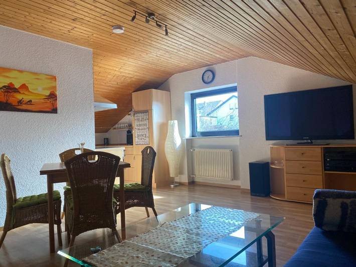 Ferienwohnung für 3 Personen, mit Terrasse und Garten sowie Ausblick in Münnerstadt - 3