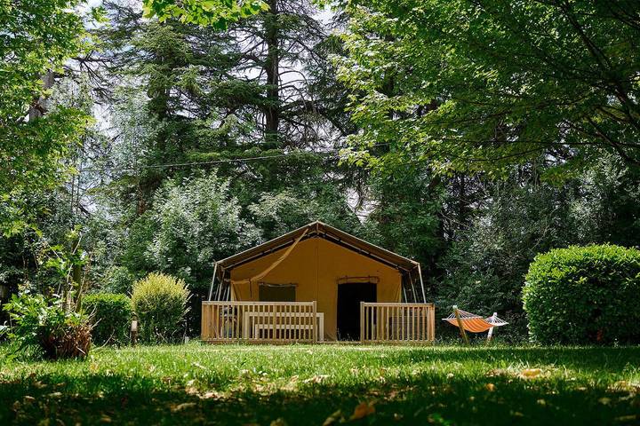 Villa with pool for 6 people, with terrace and balcony/terrace in Dordogne