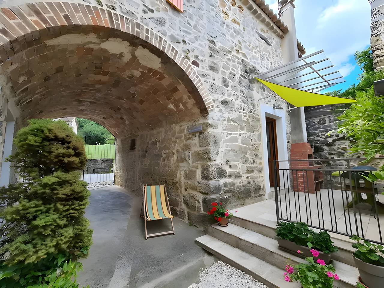 Maison de vacances « Mas Du Tilleul » avec piscine privée, terrasse et Wi-Fi in Courry, Parc national des Cévennes
