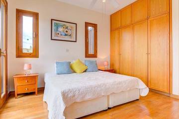 Villa for 4 People in Aphrodite Hills, South Cyprus, Photo 1