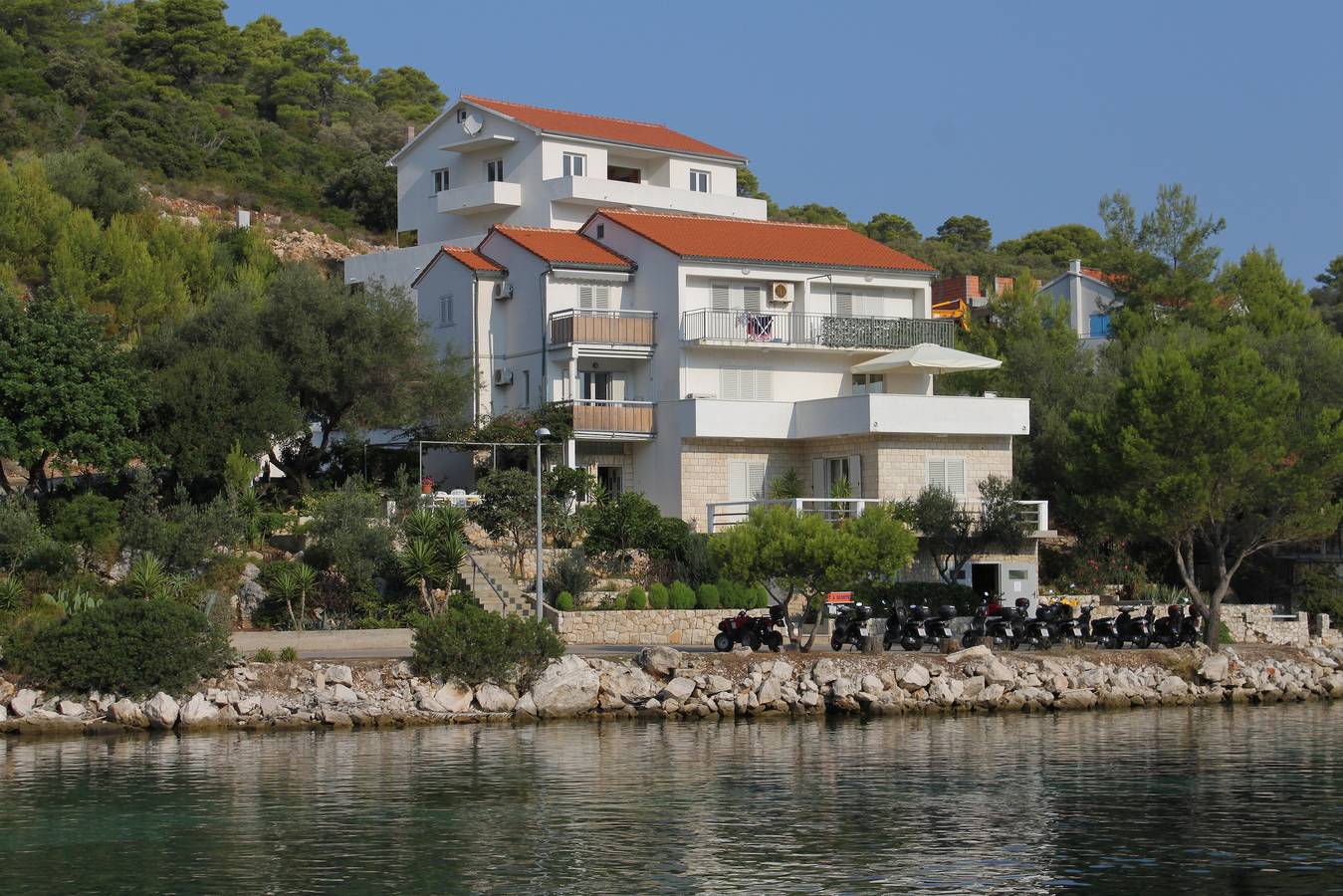 Ganze Wohnung, Studio Appartement mit Balkon und Meerblick Pasadur, Lastovo As-8351-b in Dubrovnik-Neretva