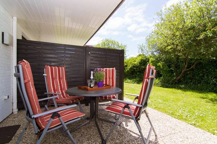 Ferienwohnung für 4 Personen, mit Terrasse in Wenningstedt - 2