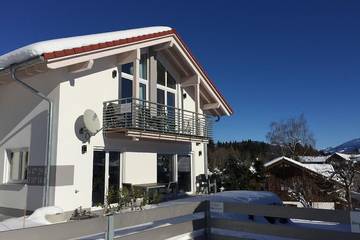 Ferienhaus für 4 Personen, mit Sauna und Balkon in Ofterschwang