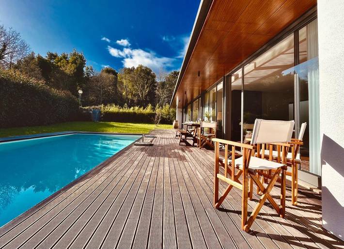 Location de vacances pour 6 personnes, avec Terrasse et Jardin ainsi que Piscine et Vue dans Venade - 2