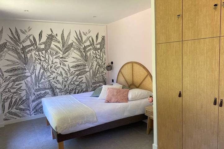 Gîte pour 12 personnes, avec jardin et balcon à Arbonne-la-Forêt - 2