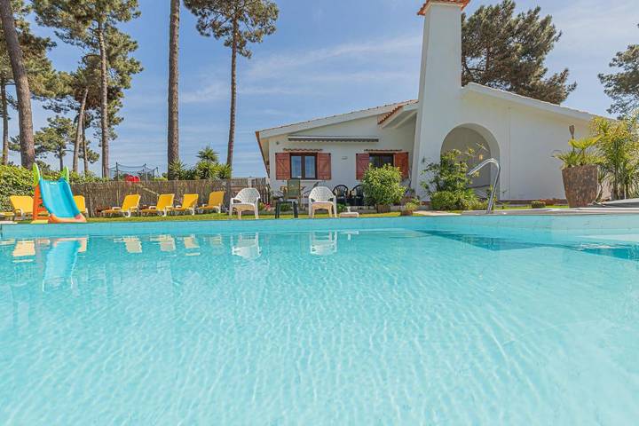 Chalet para 14 personas, con Jacuzzi y Terraza además de Jardín y Piscina en Lisboa - 2