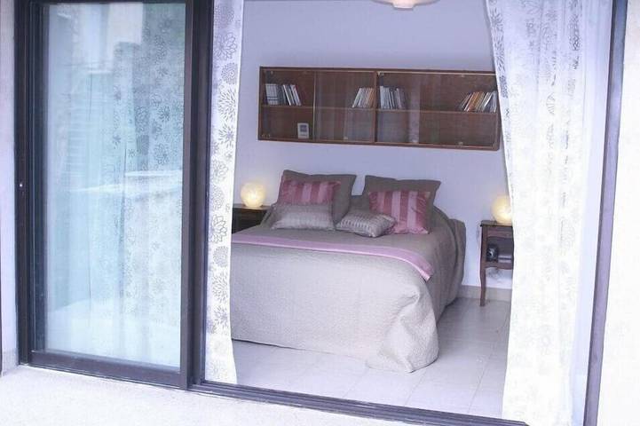 Location de vacances pour 2 personnes, avec jardin ainsi que piscine et terrasse à Saint-Laurent-le-Minier - 2