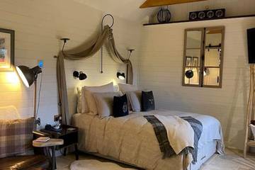 Log Cabin for 2 People in Loch Lomond, Argyll & Bute, Photo 1